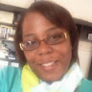 Meet your Posher, Adrianne